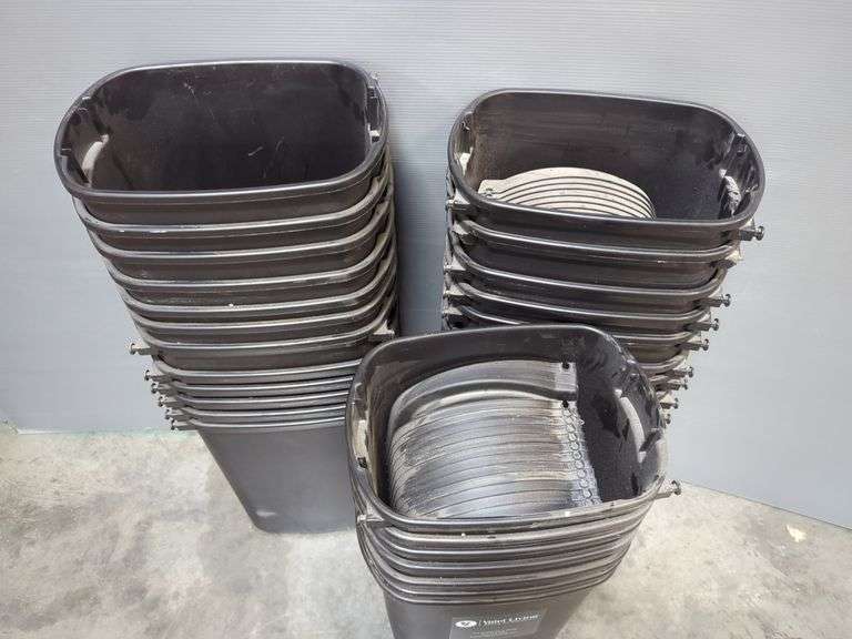 Valet Living Waste Baskets, Qty 29