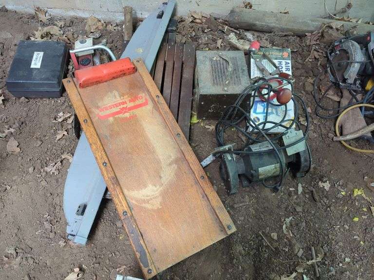 Automotive and Hardware Tools