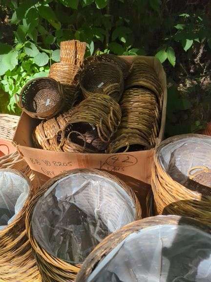 Wicker Planter Baskets with Liners