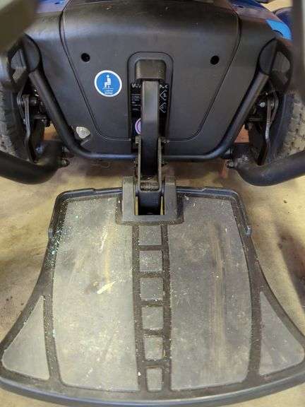 Quantum J6 Power Wheelchair by Pride Mobility