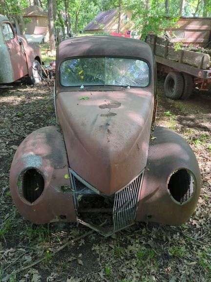 1930s/40s Ford Coupe Project Car, For Restoration, No Title, FRIDAY PICK UP
