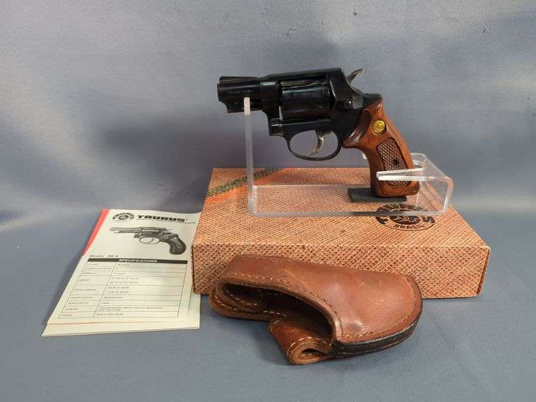 Brazil Taurus/ Taurus Int'l 85 S .38 Spl 5-Shot Revolver SN# FL88369, Leather Holster, Paperwork, In Box image