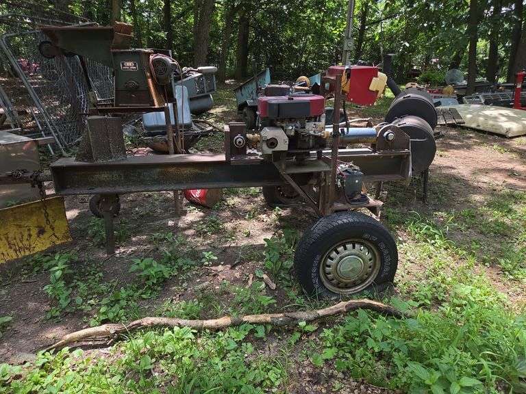 Mobile Hydraulic Log Splitter,12.5 HP Engine
