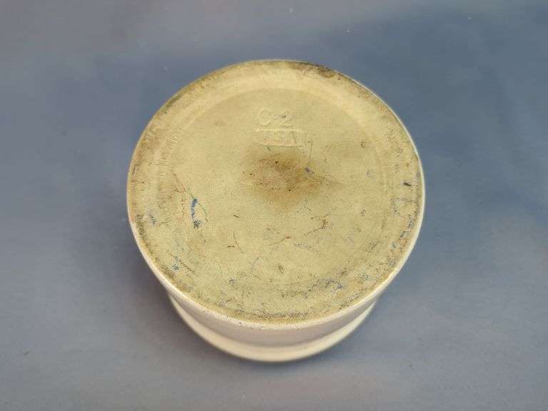 Fox's Guernsey Dairy Stoneware Crock