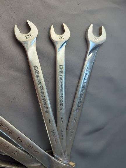 GearWrench Metric Ratcheting Combination Wrenches