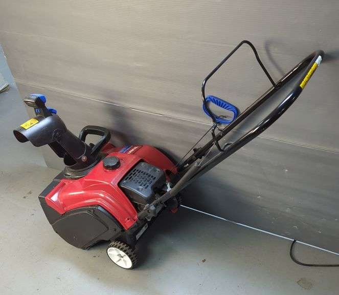 Toro Power Clear 518 ZE Snow Blower