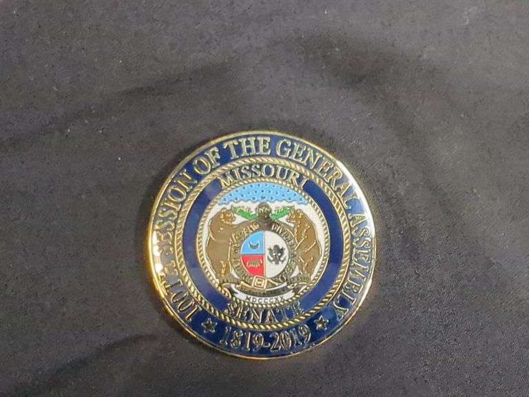 Commemorative Coins, Tokens, Souvenir Coins And Trade Tokens,  Total Qty 32