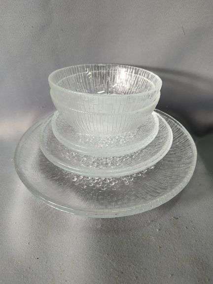 Iittala Finland 'Ultima Thule' Glass Place Settings Including Dinner Plates, Qty 2, Salad Plates, Qty 2, Dessert Plates, Qty 2 And 2 Bowls