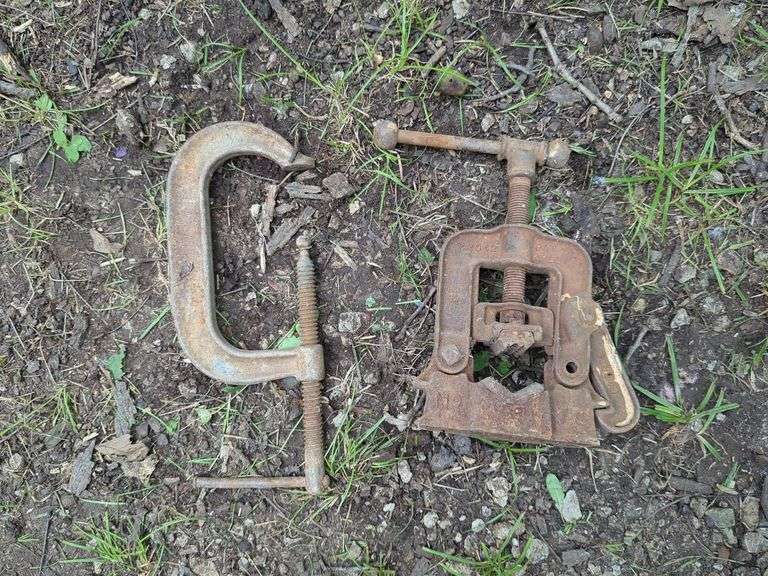 NYE Pipe Clamp And C- Clamp
