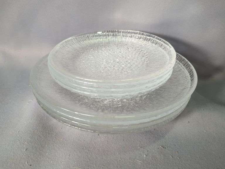 Iittala Finland "Ultima Thule" Textured Glass Place Setting Including Dinner Plates, Salad Plates, Dessert Plates And Bowls, Total Qty 16