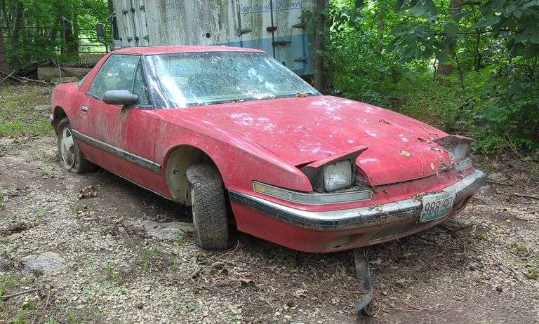 1989 Buick Reatta, Unknown Mileage, Missouri Title, THURSDAY Pick Up