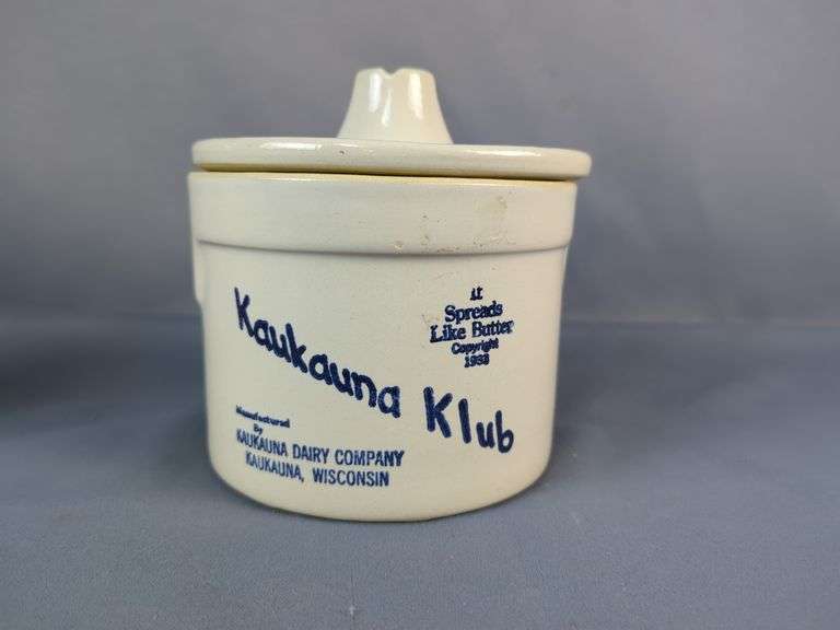 Lot of Three Advertising Crock Jars: Kauna Klub and Coldsprings Manor