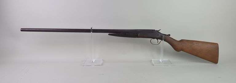 Mass Arms Co Single-Shot 16 ga Top Break Shotgun SN# HH230, 30"Bbl, Foregrip Chipped And Loose image