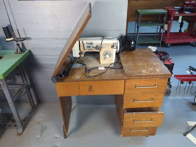 Standard Sewing Equip. Dressmaker Sewing Machine with Cabinet