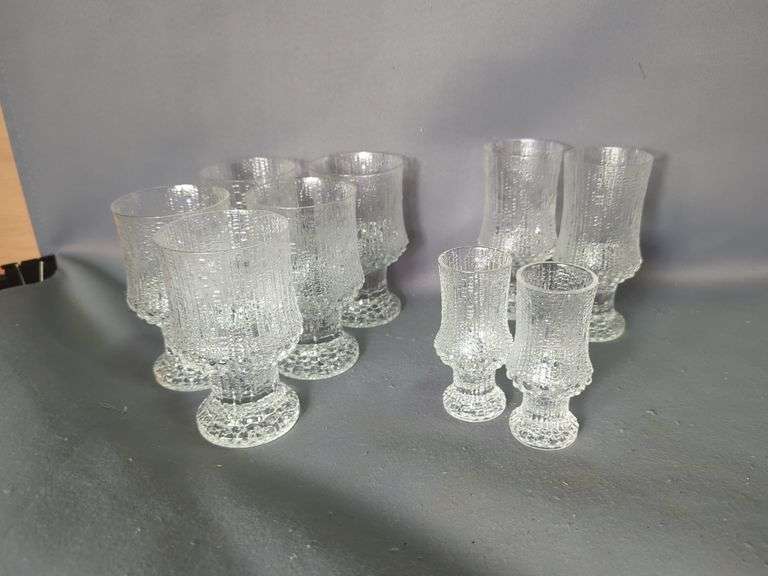 Iittala Finland "Ultima Thule" Glassware Set