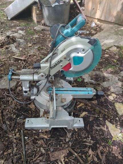 Makita 10" Compound Miter Saw, Untested