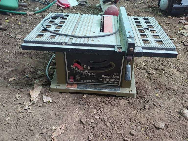 Delta 10" Bench Saw Model 36-540