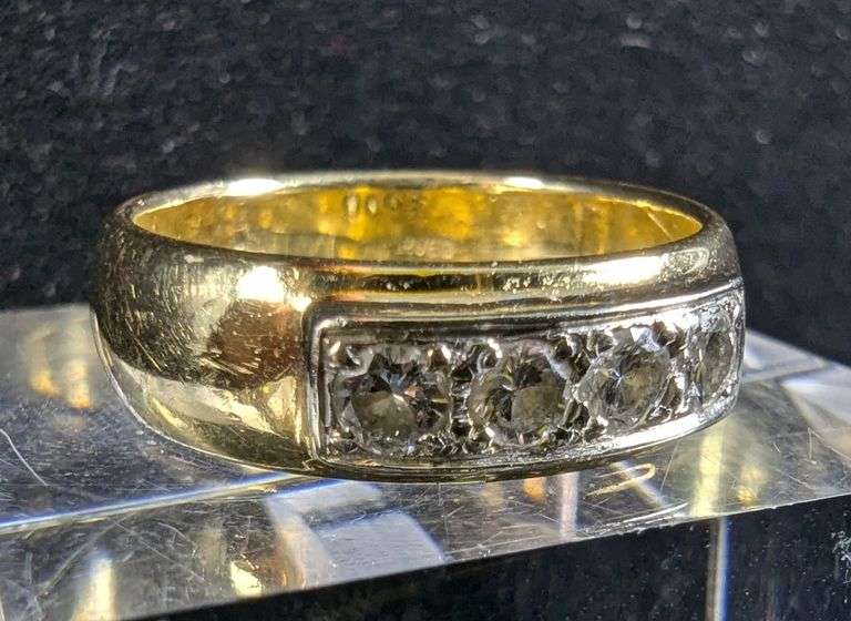 14k Gold Diamond Ring