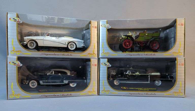 Signature Models 1/32 Scale Car Collection