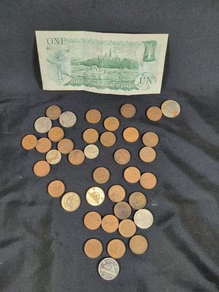 1973 Bank Of Canada 1 Dollar Bank Not And Assorted Canadian Coins