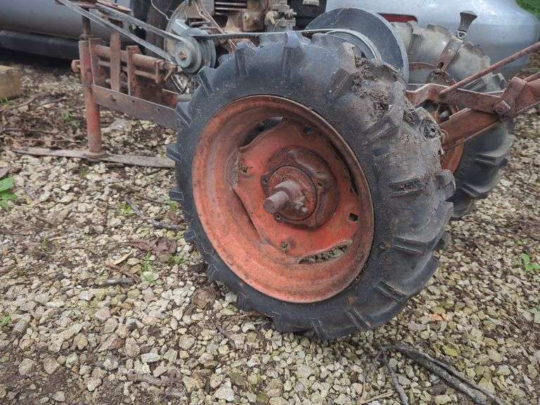 Walk-Behind Garden Tractor with Briggs & Stratton Engine