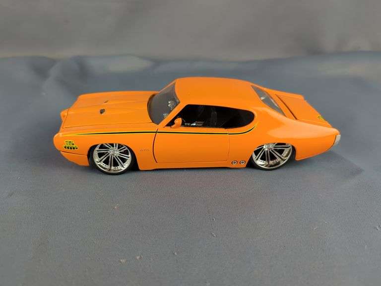 Diecast Model Car Assortment- Pontiac GTO, Ford Mustang GT