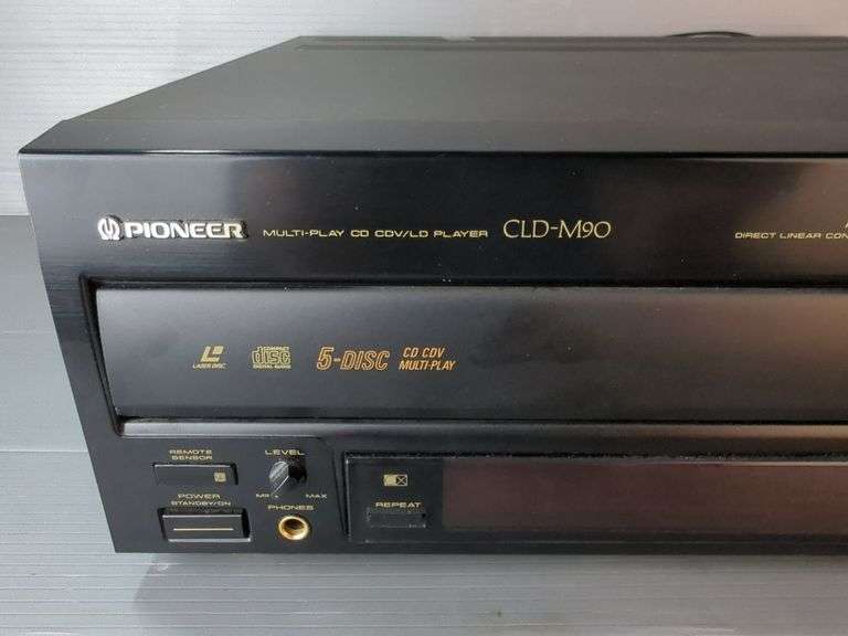 Pioneer CLD-M90 Multi-Play CD/CDV/LD Player with Remote