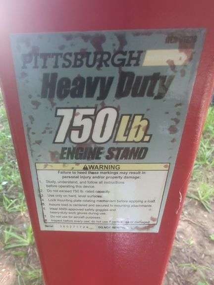 Pittsburgh Heavy Duty Engine Stand, 750 Lb Capacity