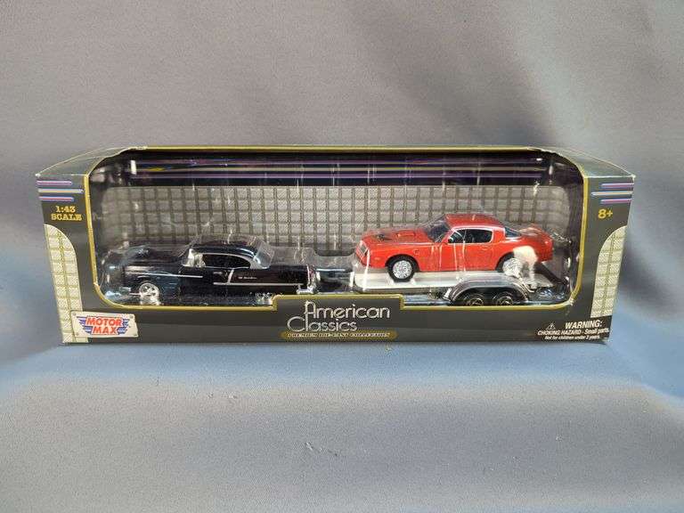 Motormax American Classics 1:43 Scale Diecast Sets, Qty 2