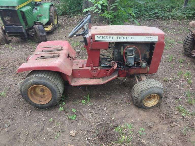 Wheel Horse A-90 Riding Lawn Mower