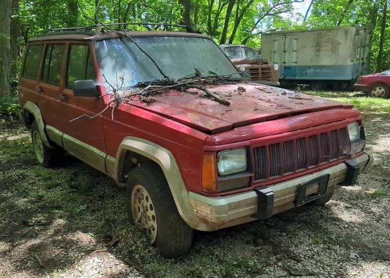 Peculiar Vehicle, Tools, And Equipment Auction