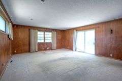 5-Bedroom Huff Lake-View Gardens Home Auction