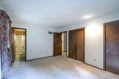 Charming Raytown 3-Bedroom Home Auction