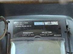Chicago Electric Auto Darkening Welding Helmet