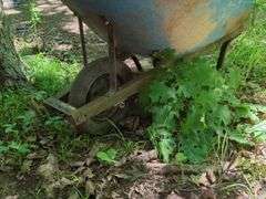 Heavy Duty Wheelbarrow - Yard Tool