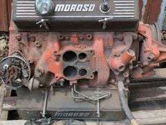 Chevrolet GM 350 Small Block Engine with Moroso Valve Covers