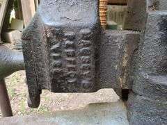 Industrial Forged Steel Anvil with Bench Vise