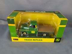 SpecCast John Deere Truck Replica and Signature Models 1923 TT-Saw Mill Truck