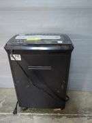 Pen+Gear WM882MA Paper Shredder