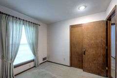 Charming Raytown 3-Bedroom Home Auction