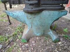 Industrial Forged Steel Anvil with Bench Vise