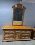 Stanley Furniture Dresser With Mirror