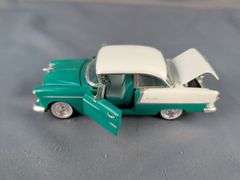 Diecast Classic Chevrolet Model Cars, Qty 5