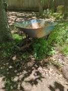 Heavy Duty Wheelbarrow - Yard Tool