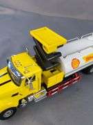Golden Wheel Shell Tanker Truck - Diecast Model