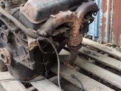 Chevrolet 350 Small Block Engine