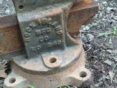 Rock Island MFG CO. No. 240 Vise, 3.5"