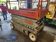 Skyjack SJIII 4632 30' Scissor Lift, See Details For Video