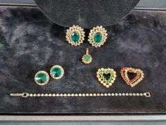 Rhinestone Emerald Green Costume Jewelry Including Rings, Size 8, Qty 2, Brooches, Clip-on Earrings, Pendant, Necklace And Bracelet
