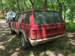 1993 Jeep Cherokee Sport Utility Vehicle, VIN 1J4FJ78S5PL502124, Mileage Unknown, Missouri Title, FRIDAY Pick Up